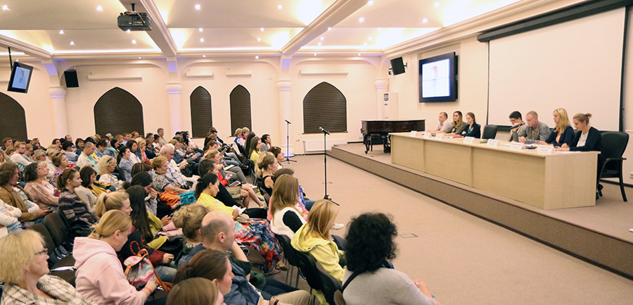 Презентация проекта «ЭТНОМИР» в Конгресс-холле «Диалог культур»