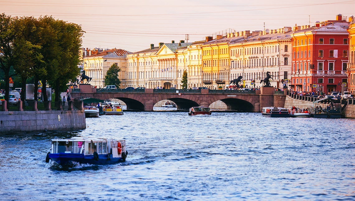 Аничков мост