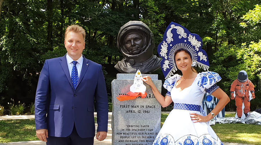 Бюст Юрия Гагарина в Кливленде