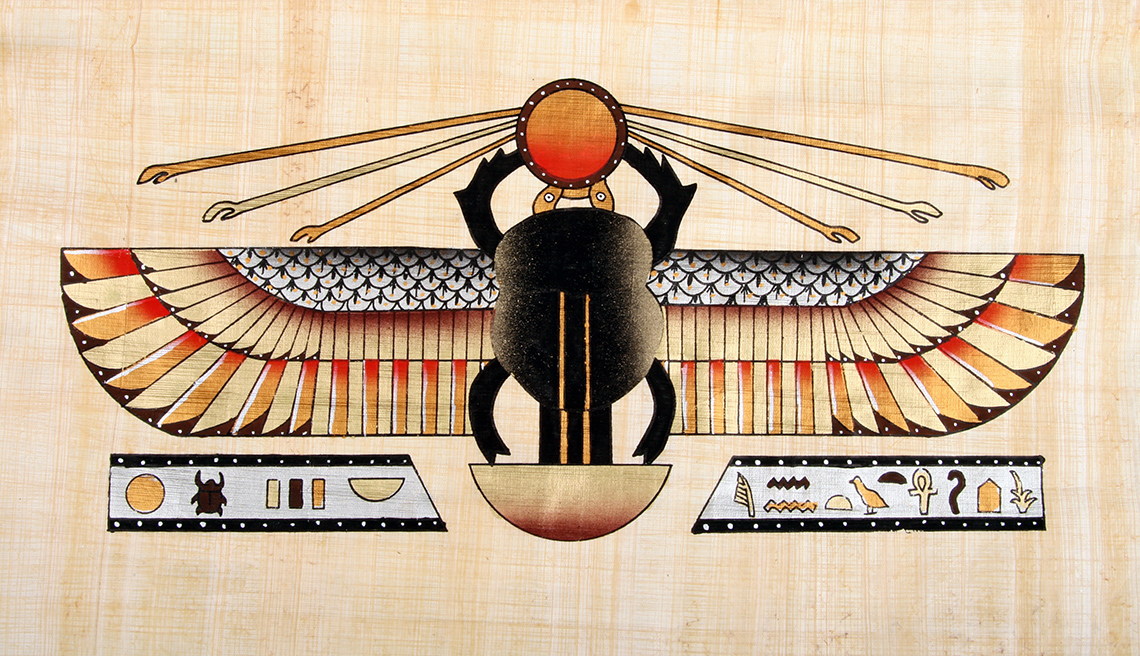 Жук скарабей