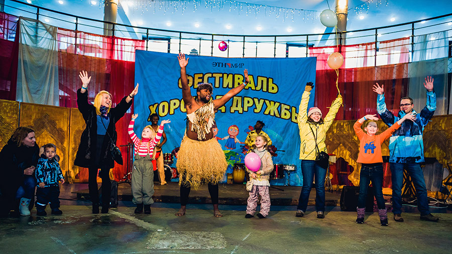 Интерактивное выступление кавер-шоу «Маракайбо»