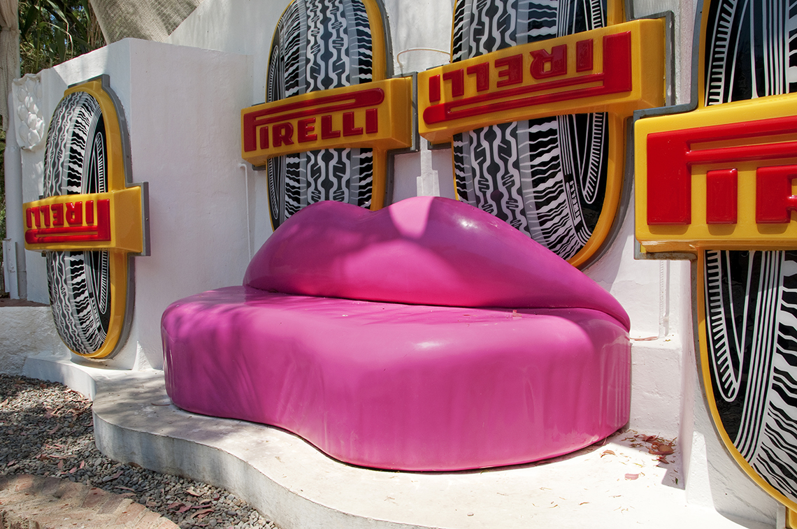 Сюрреалистическое пространство