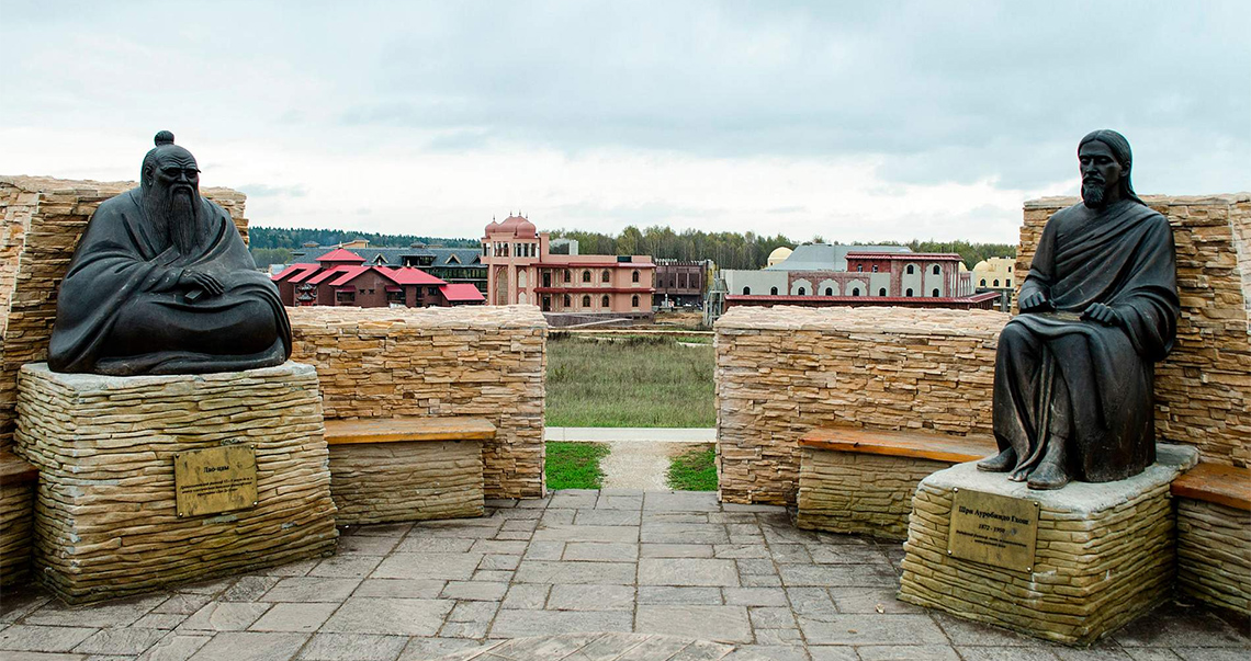 Скульптурная композиция «Четыре мудреца»