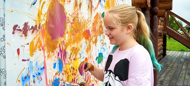 Праздник «Фейерверк красок»