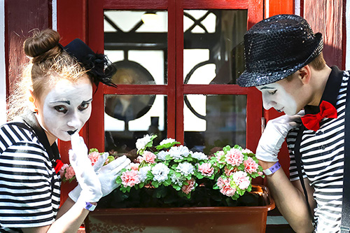 Театральный фестиваль в ЭТНОМИРе Театральный фестиваль в ЭТНОМИРе