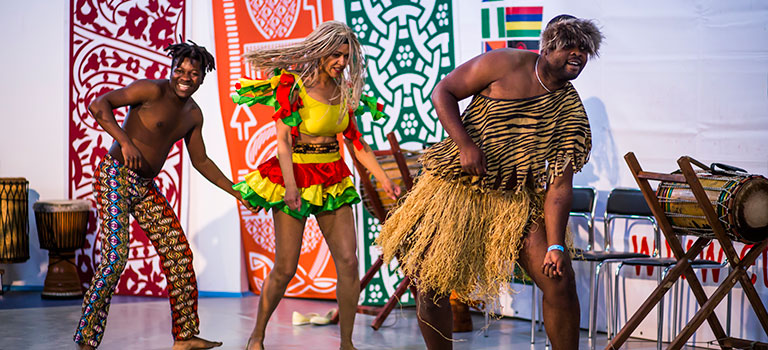 Праздник «Фейерверк красок»