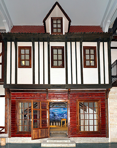 Дом Швейцарии и Лихтенштейна