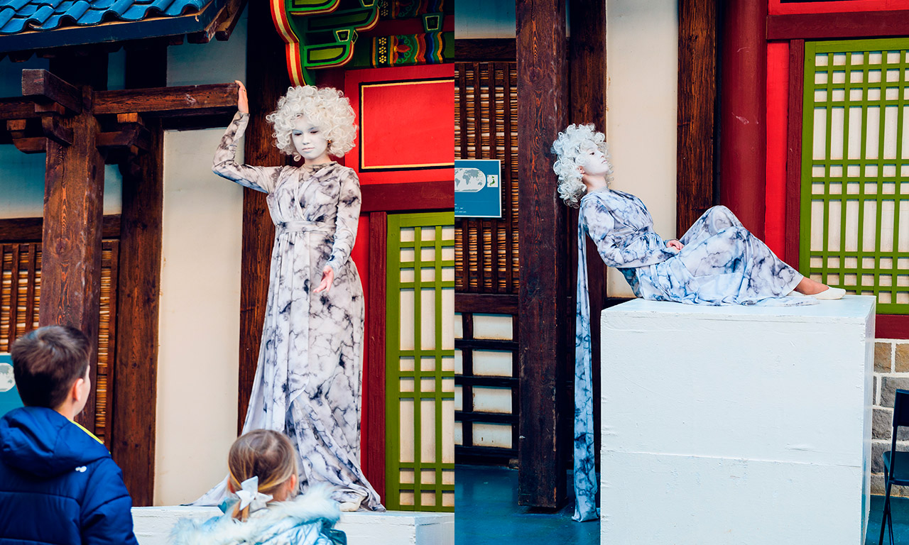 Живая статуя в ЭТНОМИРе