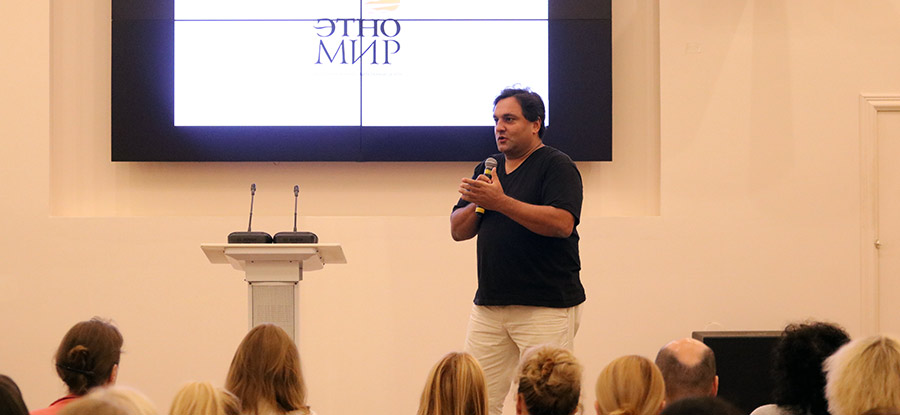 Приветственное слово основателя проекта «ЭТНОМИР» Р. Ф. Байрамова